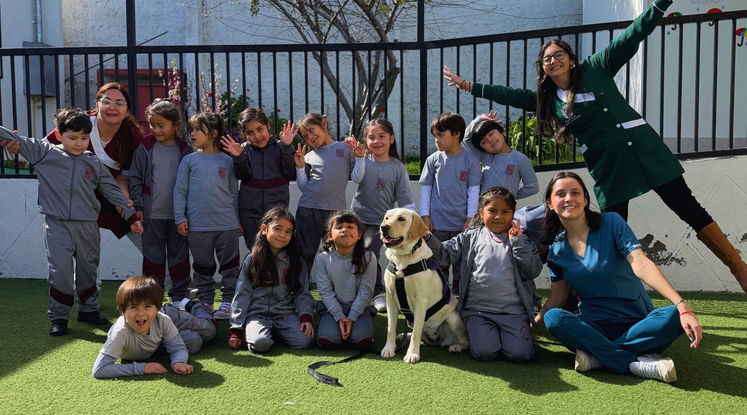 Charla Educativa con Terapeandog | Colegio Gerónimo Rendic 1 1 1
